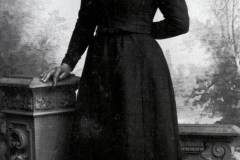 1900-1925-s11-b2