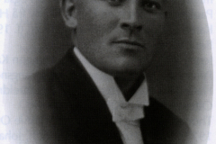 1900-1925-s111-b2