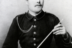 1900-1925-s12-b2