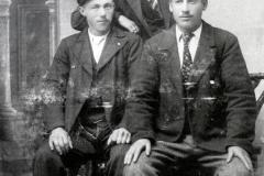 1900-1925-s9-b2